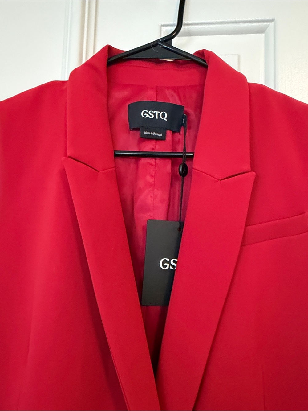 GSTQ Sleeveless Red Midi Blazer Dress - Picture 3 of 7
